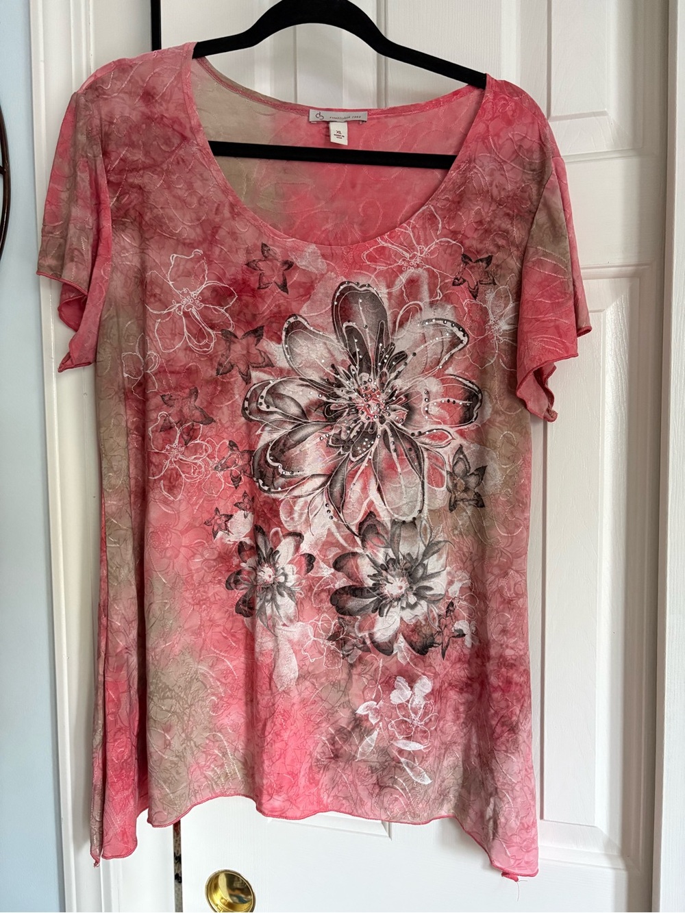 Dress Barn Pink Floral Scoop Neck Tunic